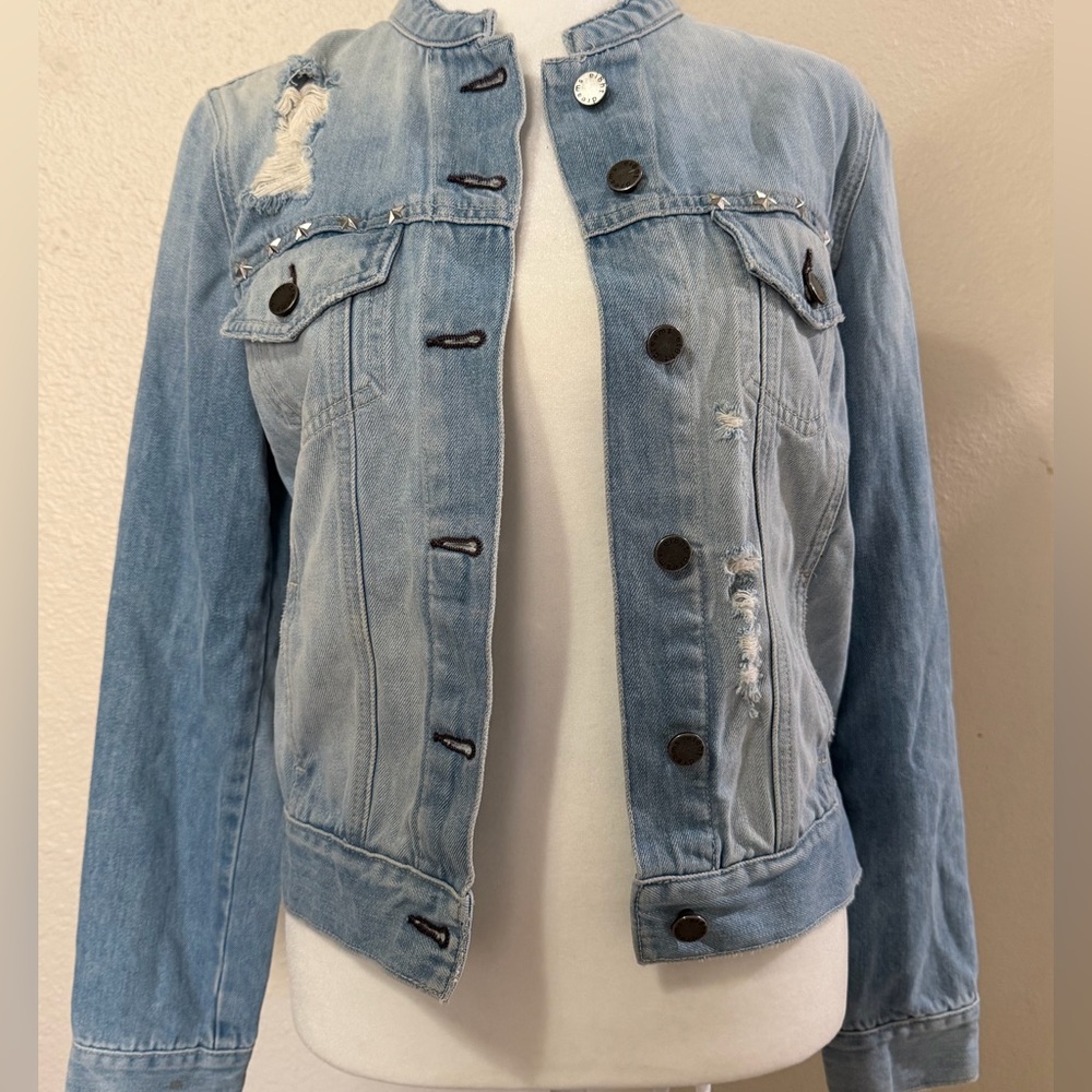 EI8HTDREAMS  STAR STUDDED BAND COLLAR DENIM JACKET - LIGHT BLUE - Picture 5 of 16